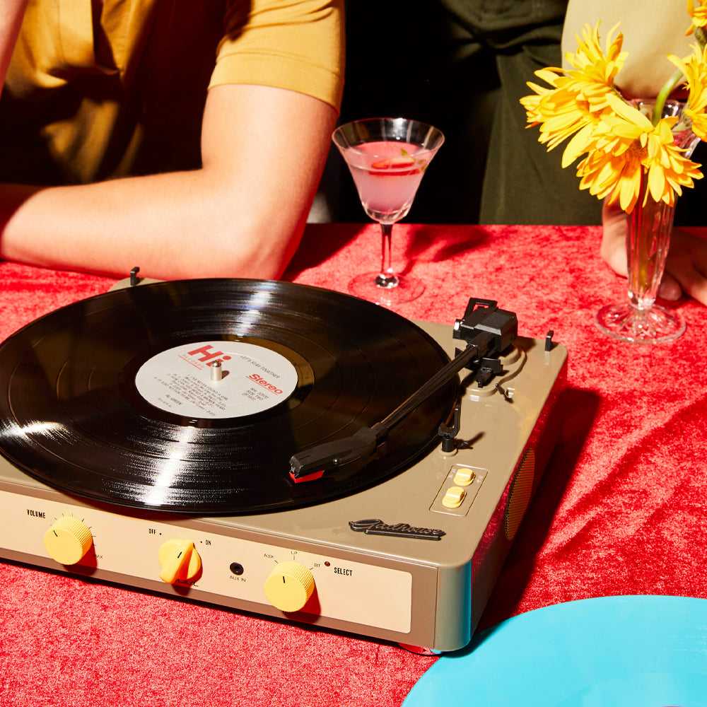 Gadhouse Brad MKII Record Player - Grey + Bundled Majority D40X Bluetooth Speakers*-Gadhouse-Mood