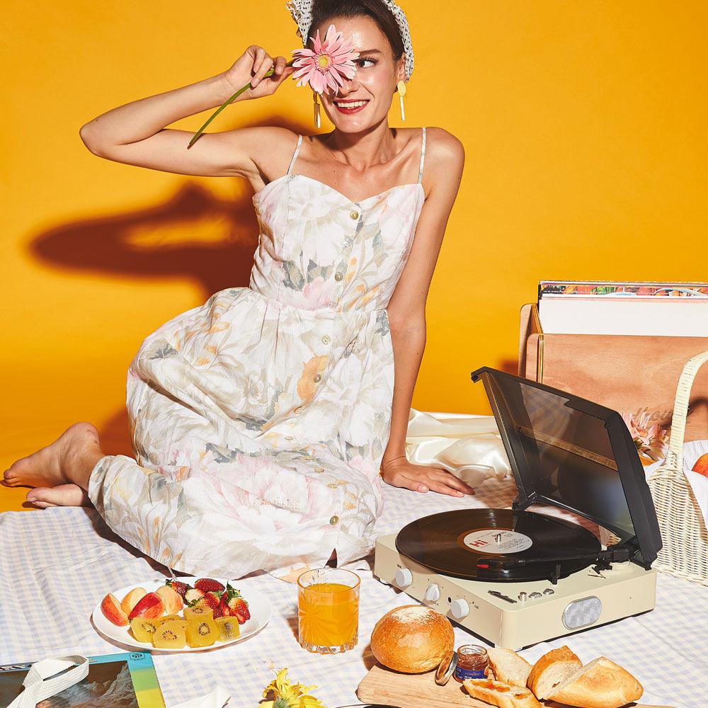 Gadhouse Brad MKII Record Player - Ivory + Bundled Majority D40 Bluetooth Speakers*-Gadhouse-Mood