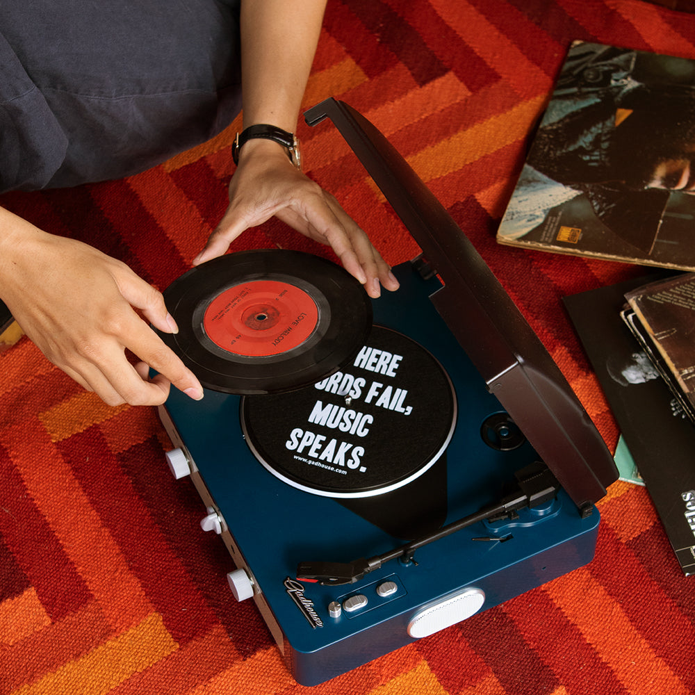 Gadhouse Brad MKII Record Player - Navy + Bundled Majority D40X Bluetooth Speakers-Gadhouse-Mood